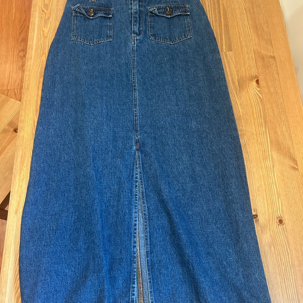 Bill Blass Classic Denim Skirt